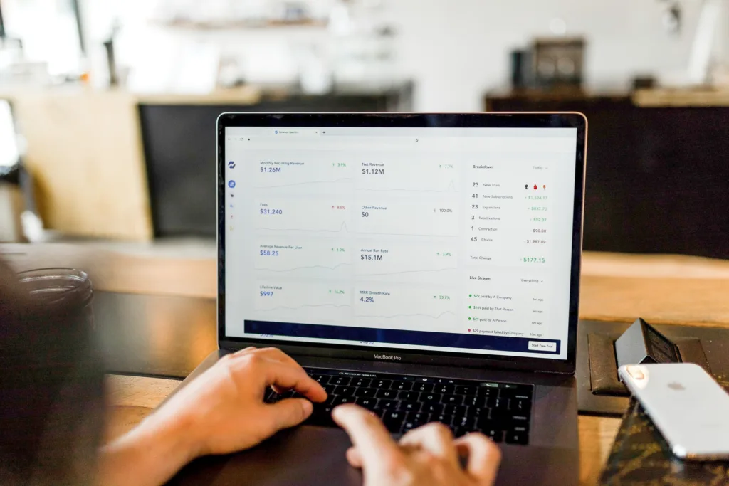 expose competitors in one click